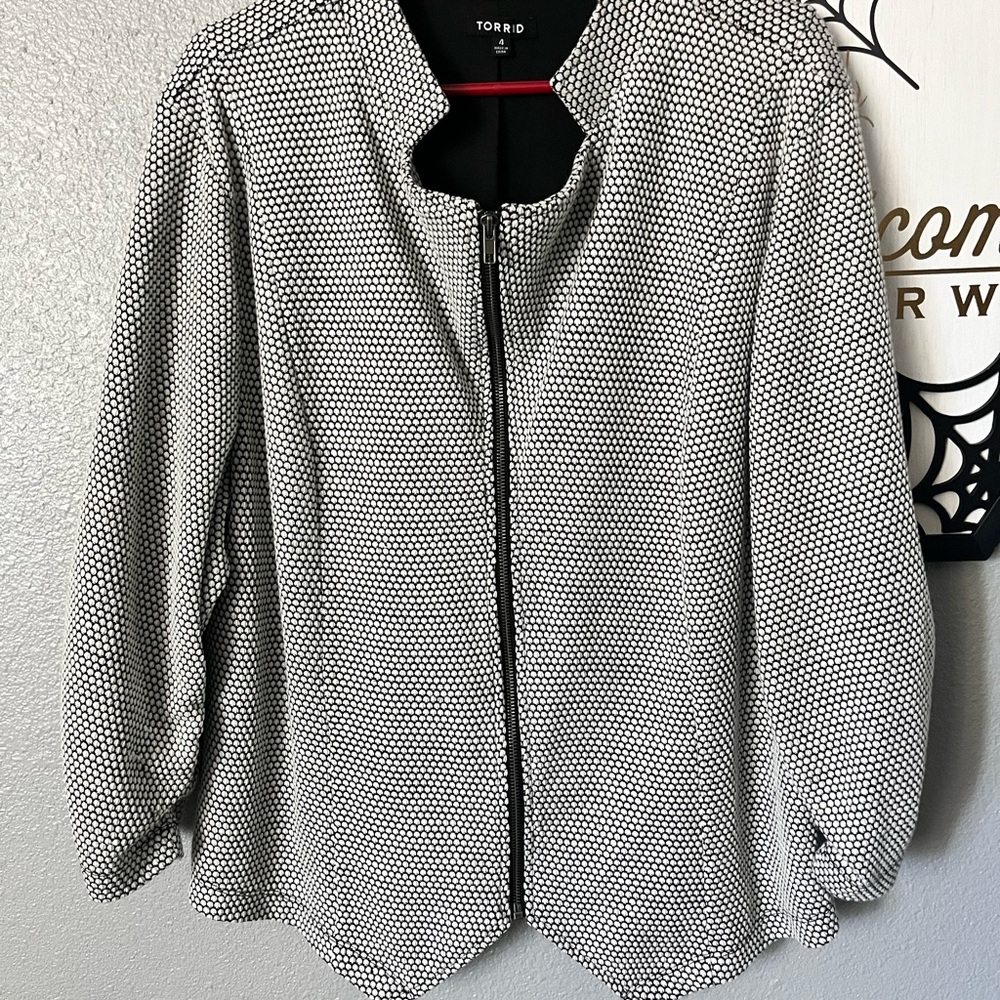 Torrid Black and White Patterned Blazer